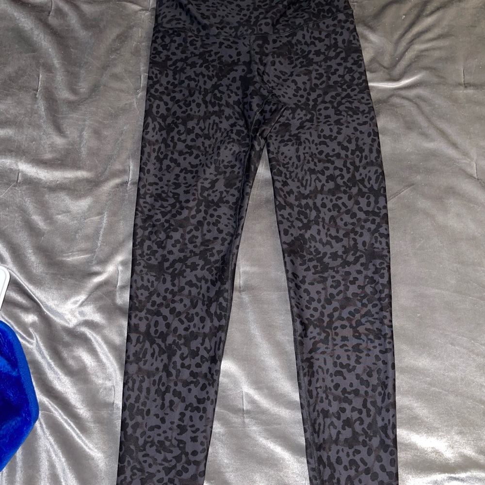 Old Navy Spotted Legging